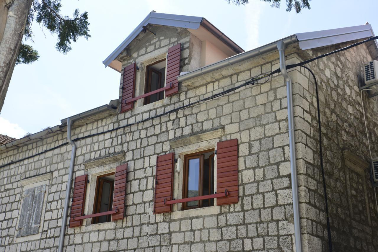 A Hundred Olive Trees Apartments Kotor Exterior photo